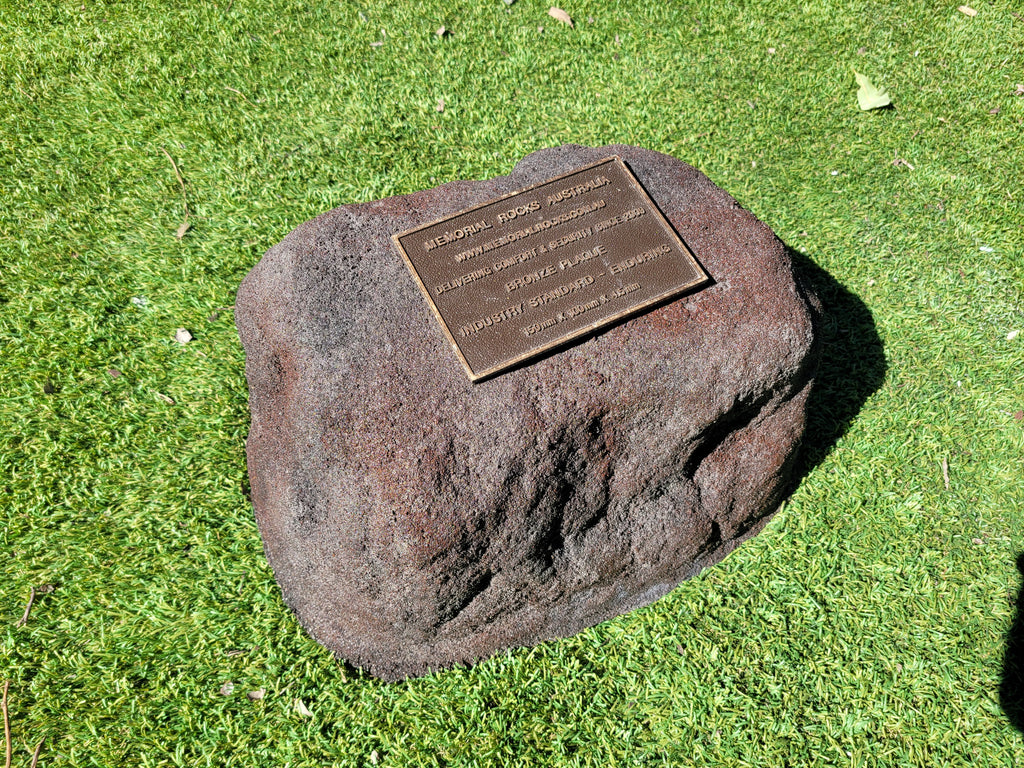 Memorial Rock Urn 1862 Medium Charcoal / Black