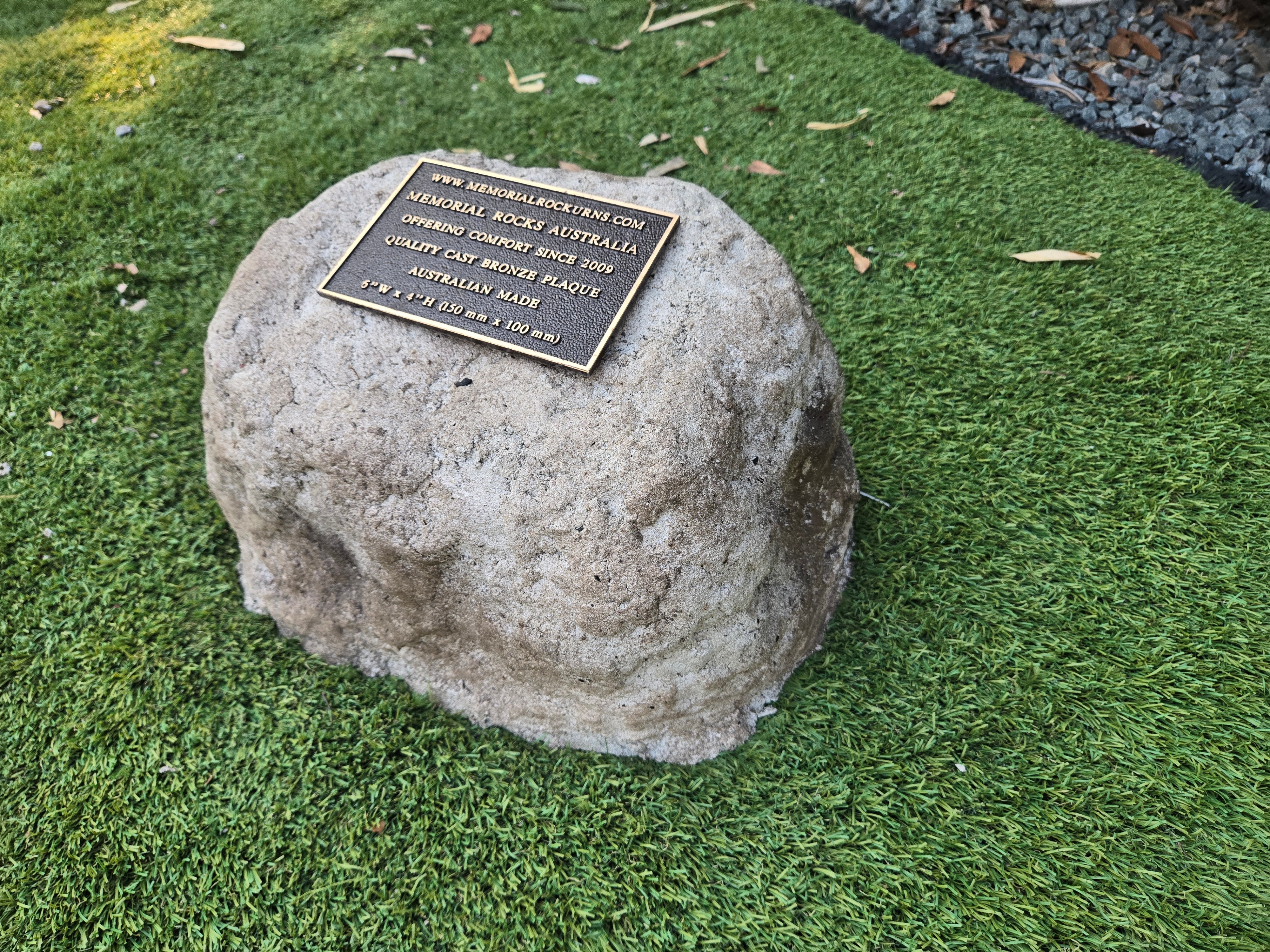 outdoor urn for ashes